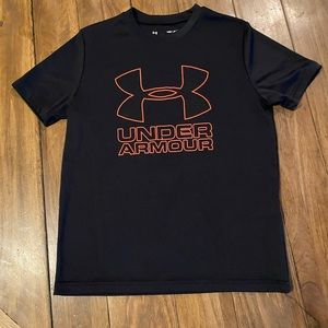 Boys youth/small under armour shirt 100% polyester